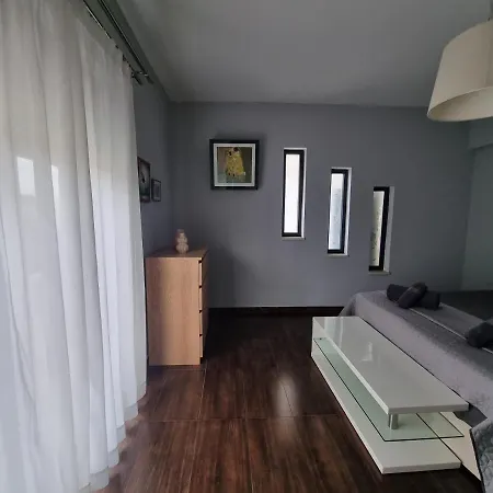 Precious Emma's House * Афанту