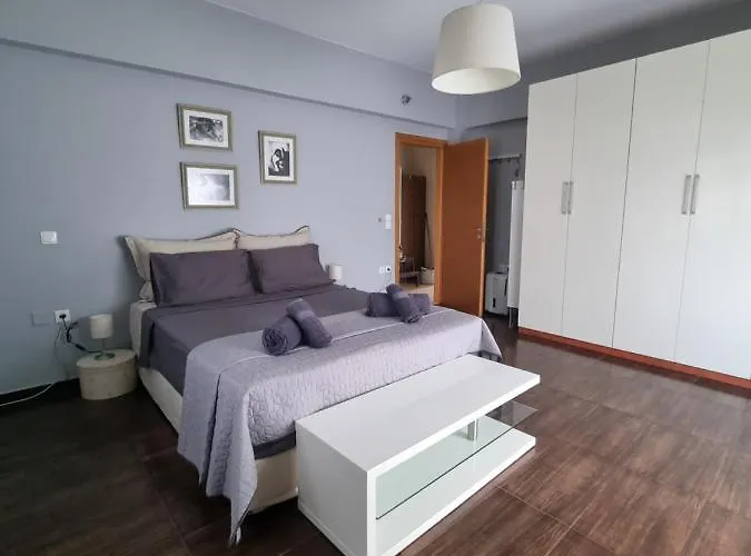 Precious Emma's House Апартаменты Афанту