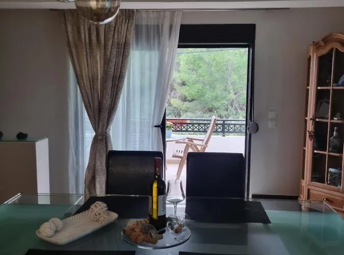 Precious Emma's House Апартаменты *