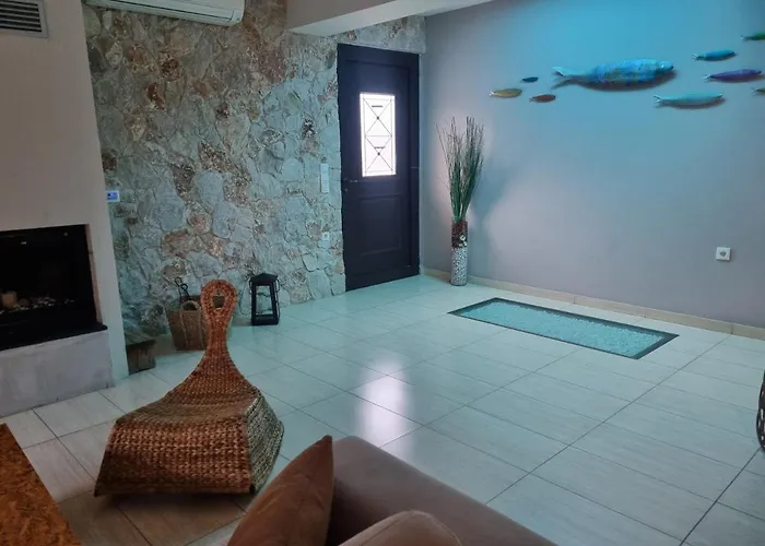 Precious Emma's House Апартаменты Афанту