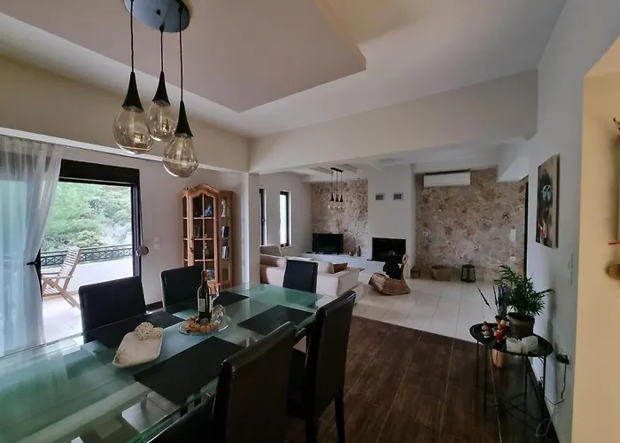 Precious Emma's House Апартаменты *