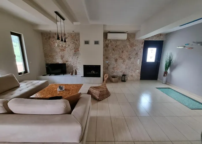 Precious Emma's House *