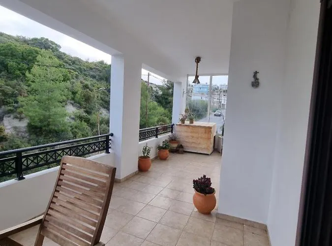 Precious Emma's House Апартаменты Афанту