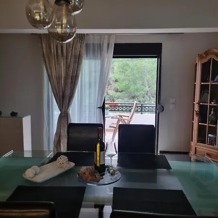 Precious Emma's House דירה *