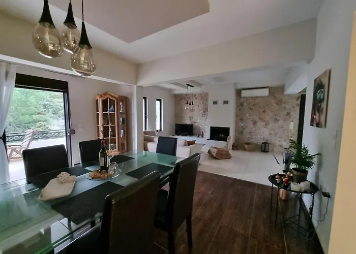 Precious Emma's House אפאנטו