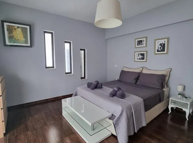 Precious Emma's House דירה *