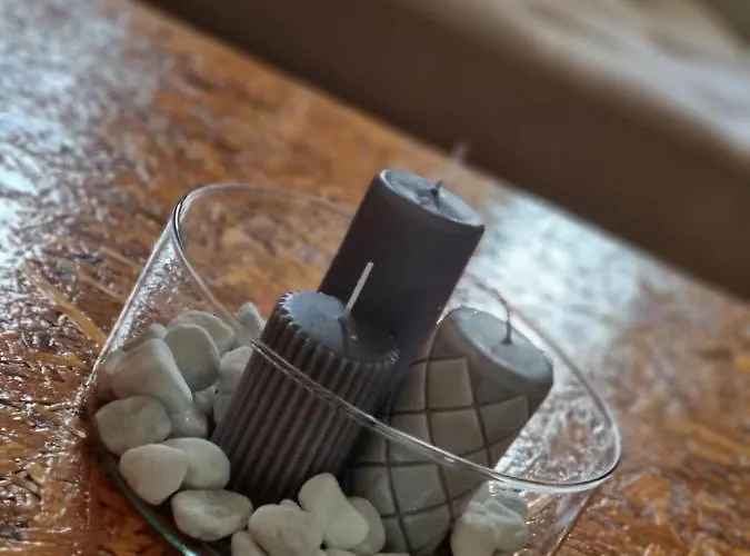 Precious Emma's House אפאנטו